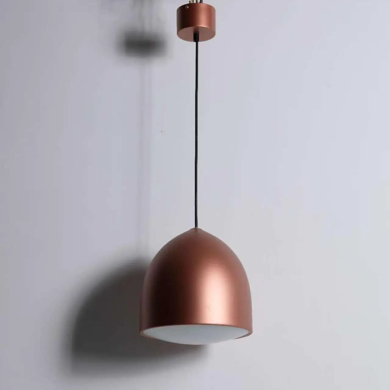 Chandelier retro restaurant lamp single head Zhongshan creative simple lampshade
