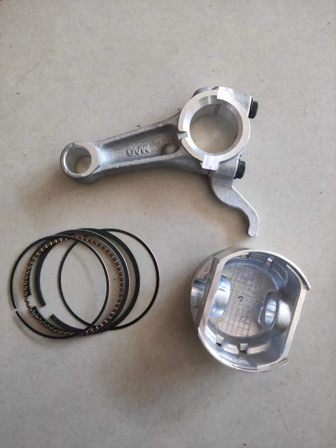 

EX17 PISTON CONNECTING ROD ASSEMBLY FOR 4 STROKE GASOLINE ENIGNE PARTS