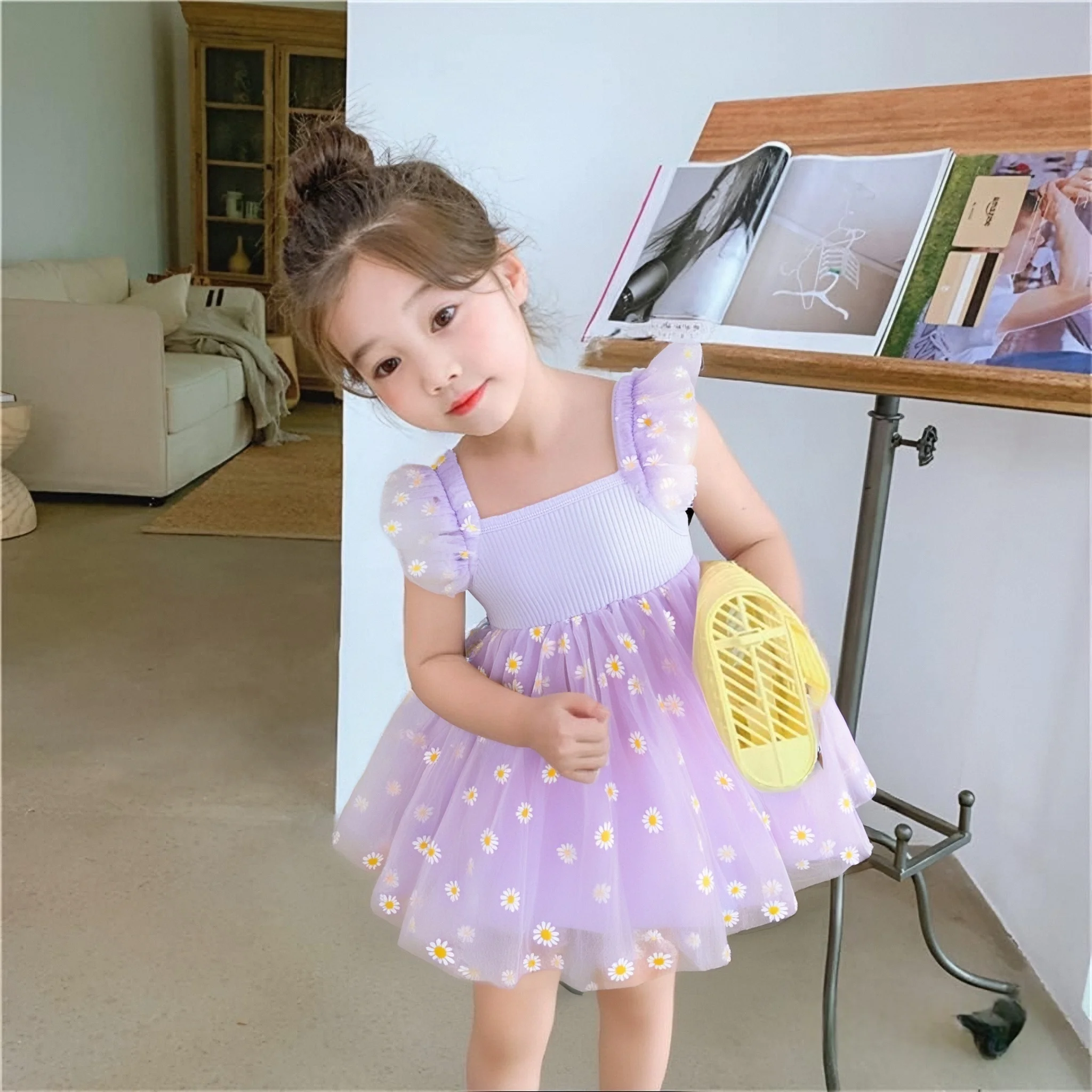 Baby Girls' Dress Summer New Style Small Fly Sleeve Daisy Dress Fashionable Suspender Mesh Small Fresh Dress For Baby Girls