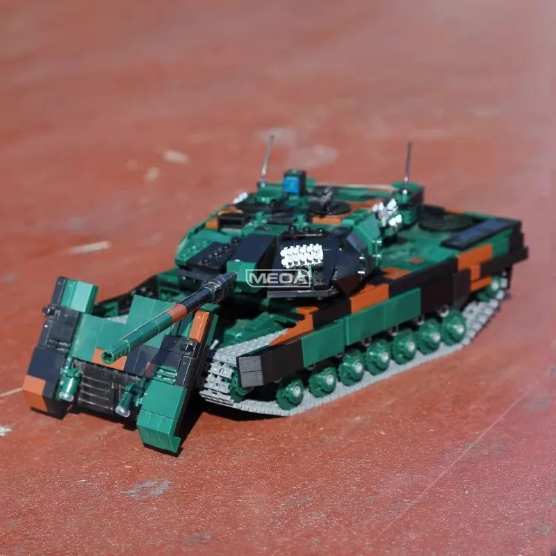 New XINGBAO 06040 The Germay Leopard-2A6 Main Battle Tank Military Model Building Blocks Bricks Children Toys Birthday Gifts