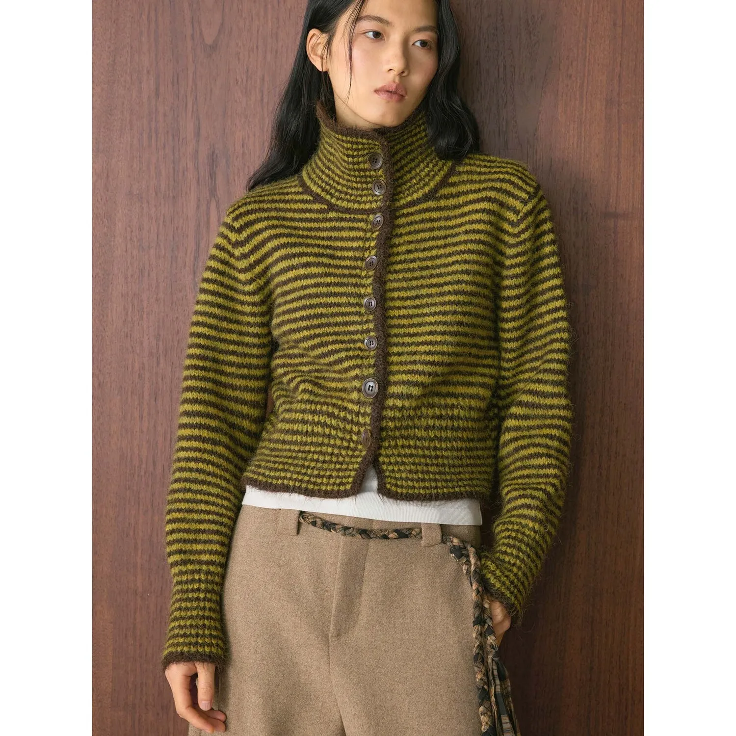 

Winter Retro Striped High Neck Short Knitted Wool Sweater Warm Casual Top For Women