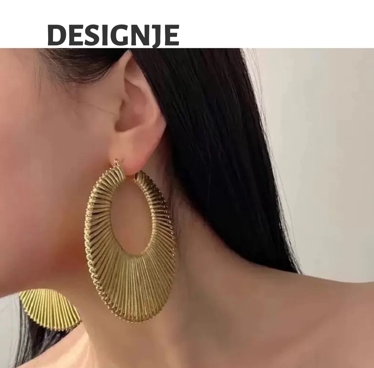 

[Personality] European and American style light luxury fashion leather rope round earrings, high-cold temperament earrings