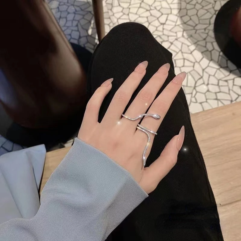 Korean Fashion Gothic Cool Snake Shape Full Rhinestone Rings for Women Girls Adjustable Hip Hop Punk Ring Party Jewelry Wholsale