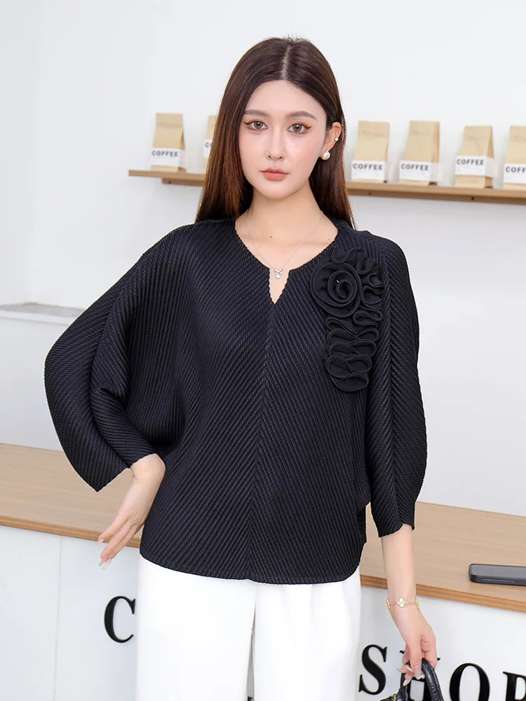 

Плиссированная футболка Miyake, новинка 2025, модный темпераментный элегантный тонкий свободный складной топ большого размера, женские плиссированные плиссированные топы Miyake