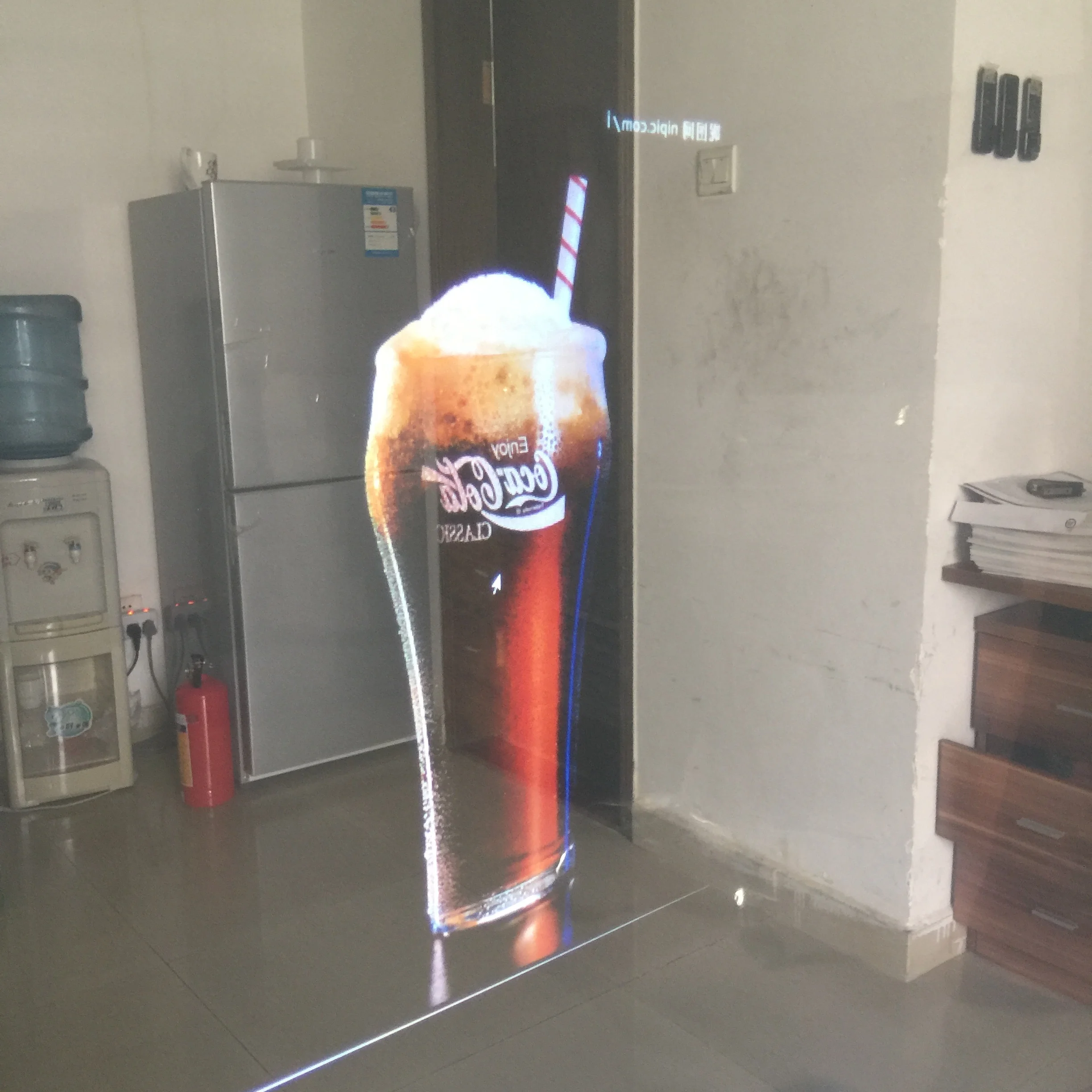 Holographic Projection Film 16:9 3D Window Advertising Glass Film Jewelry Store Display HD Transparent Interactive Rear