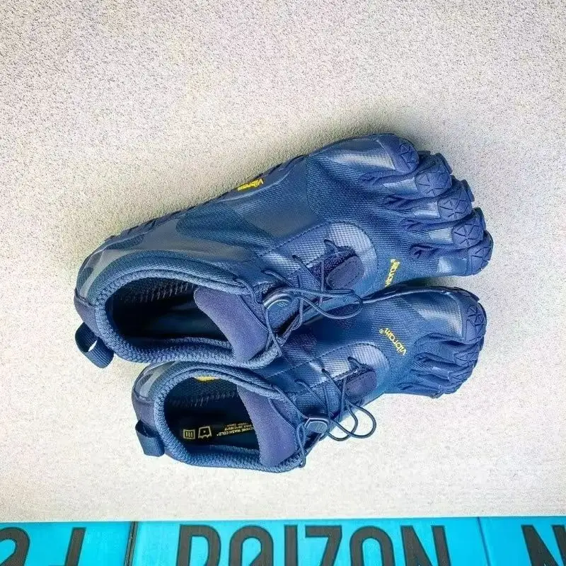 

2025 New Squat Hard Pull Shoes for Men Women Top Quality Indoor Gym Shoe Couples Designer Weight Lifting Shoes Unisex