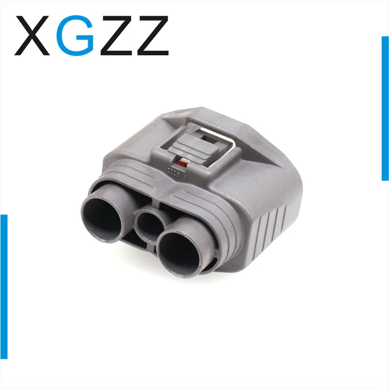 6189-0588 is suitable for Toyota electronic fan motor plug, wiring harness connector plug