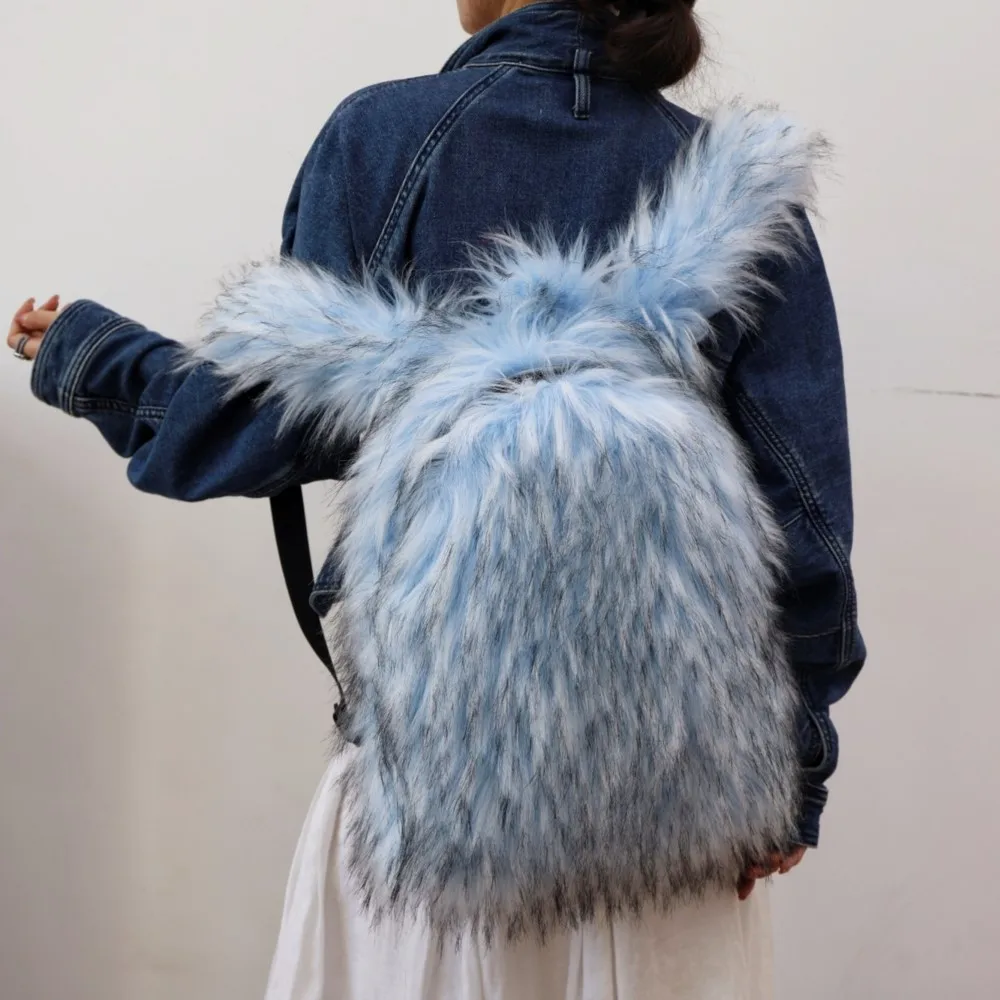 

Рюкзак унисекс из искусственного меха енота 2024, пушистый плюш, просторная вместимость, модная роскошная сумка из искусственного меха, универсальный повседневный дорожный рюкзак