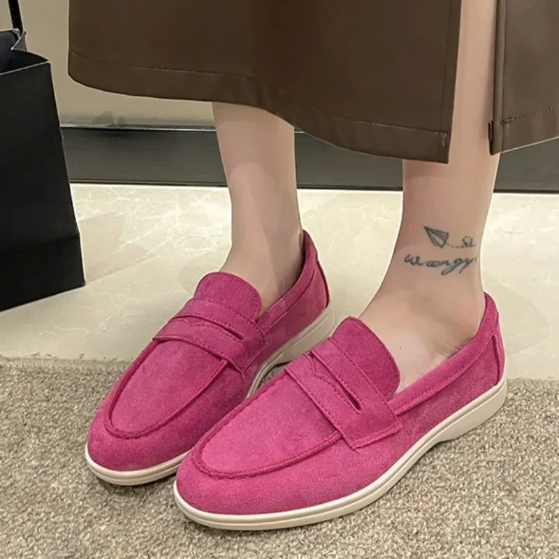 Women's Walking Shoes 2025 New Spring Autumn Casual Slip-on Selling Mom Shoes Elegant Solid Color Fashion Pointed Mujer Zapatos