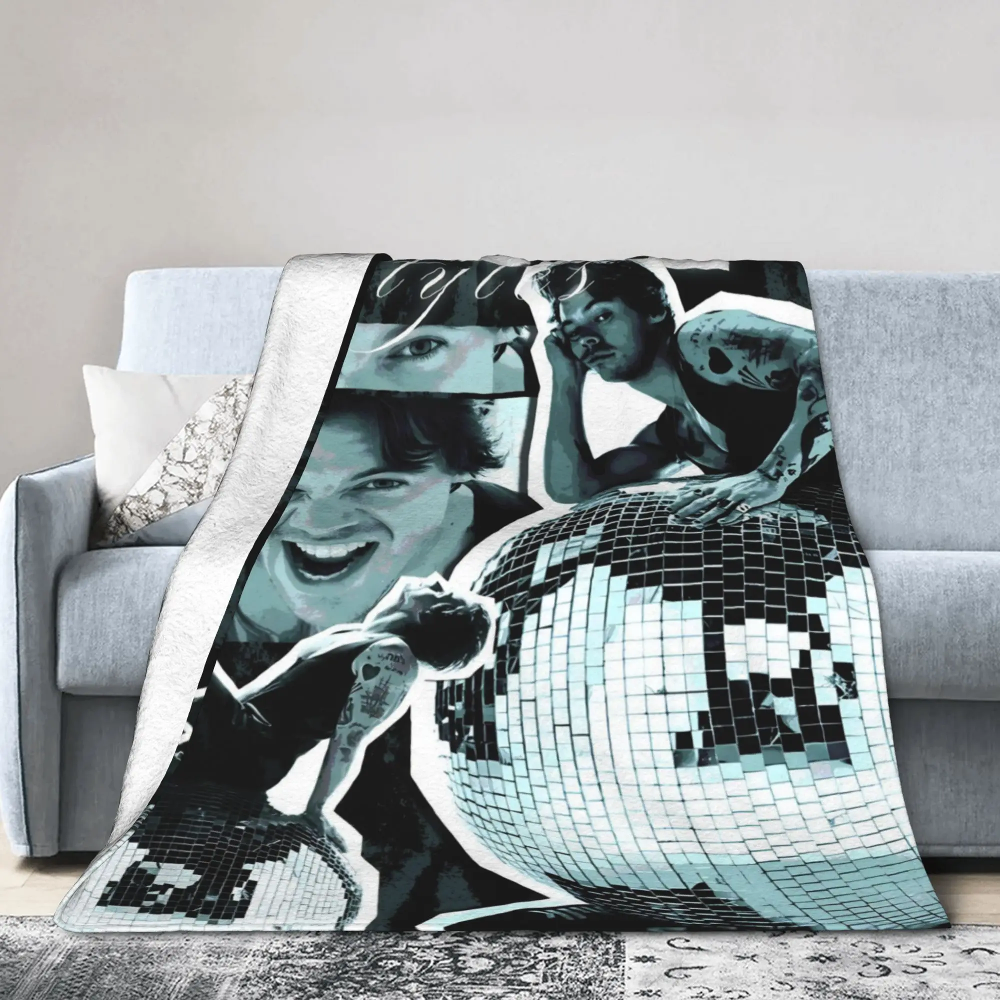 Kiss All The Time Disco 2026 Blanket Harrys Music Styles  Plush Vintage Soft Throw Blankets for Bedding Lounge All Season