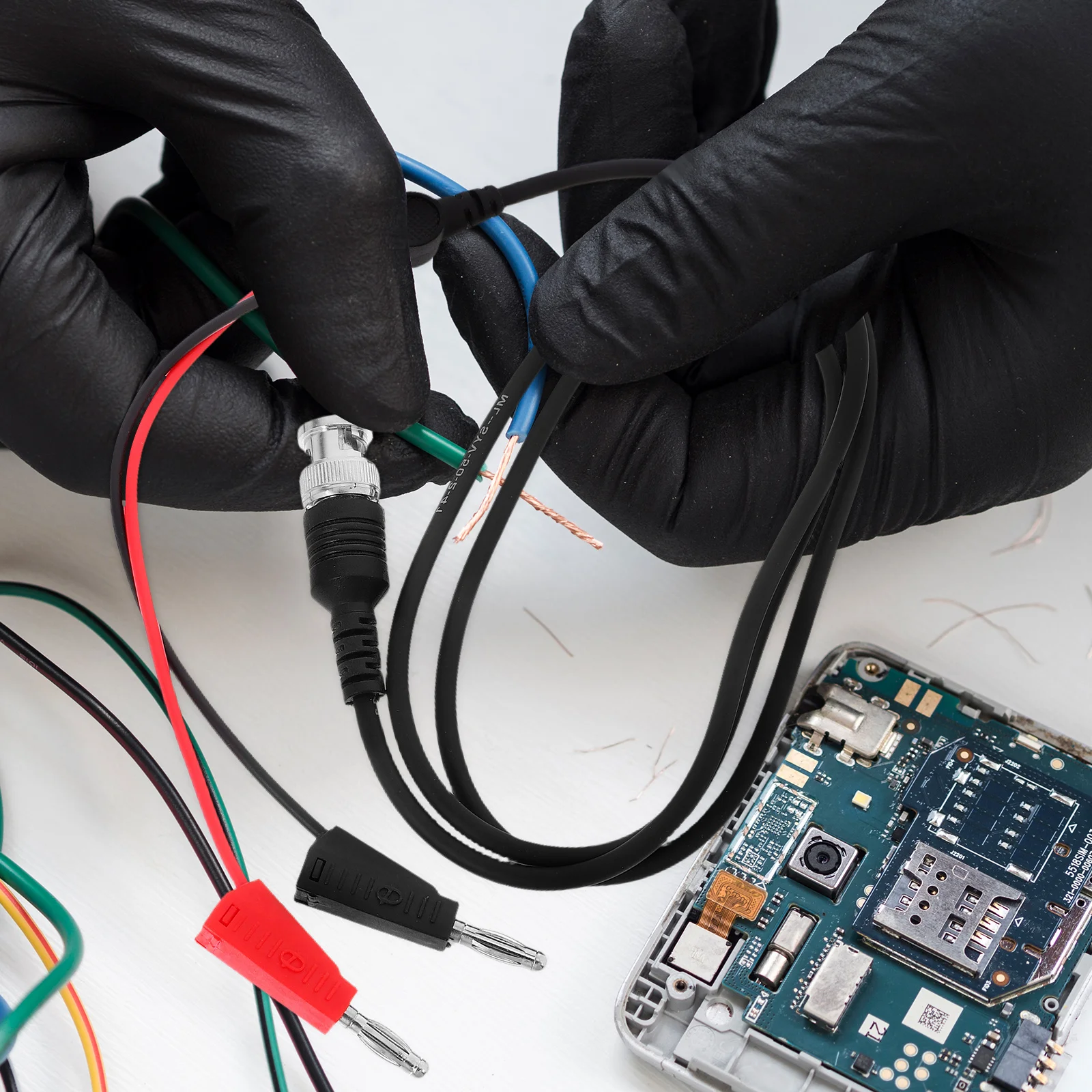

Dual Banana Plug Test Lead Set Connector Oscilloscope Testing Probe Flexible Insulation for Automotive and Laboratory