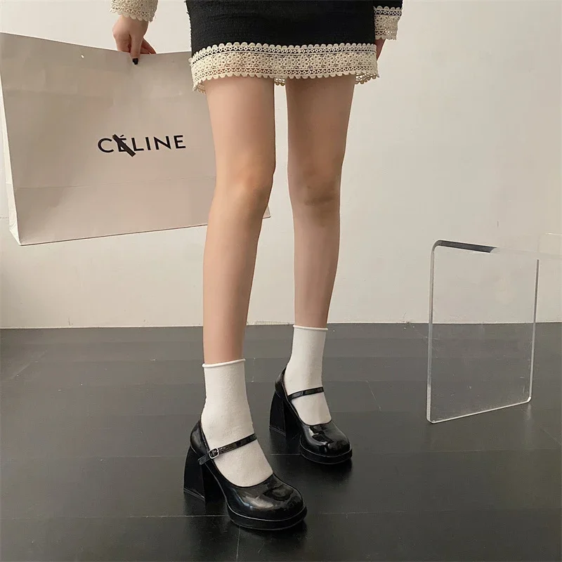 2024Mary Jane Shoes Women Retro British Style Hepburn Black High Heel One Word Buckle Thick Heel Square Head Single Shoes Women