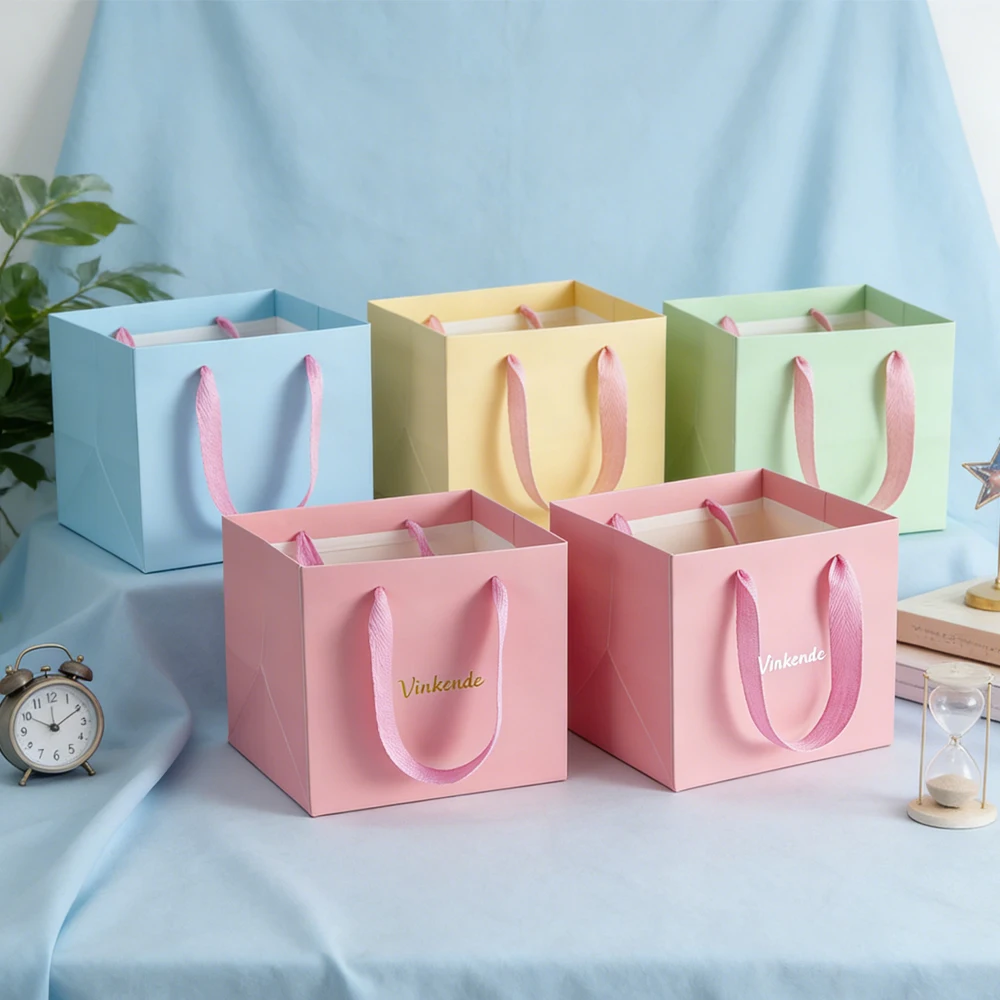 

100Pcs Kraft Paper Gift Bags with Handles 10x6x10cm Custom Logo Cardboard Tote Bags Grocery Shopping Wedding Jewelry Packaging