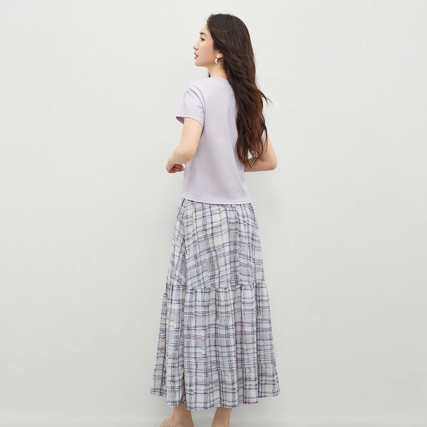 SENTUBILA Women's Casual Skirt Sets Crew Neck Letter Detail Tie Waist T-shirt Plaid Chiffon A-Line Skirt Two Piece Set 162ZL4739