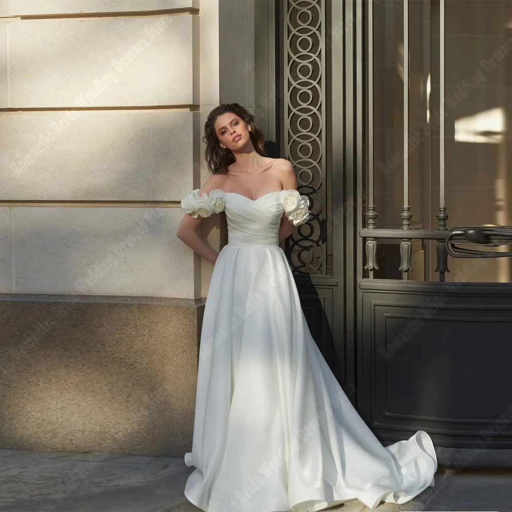 

2025 Sweetheart Collar Sleeveless Women Wedding Dresses Sexy Lace Appliques Bridal Gowns Princess Engagement Banquet Customized