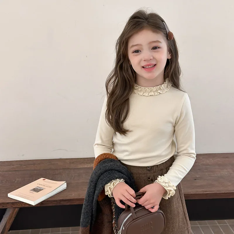 

Girls Autumn Korean Version Sweet Three-dimensional Lace Long Sleeved Bottom Shirt Cute Daily Inner Layer Warm Temperament