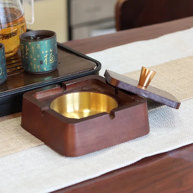 Creative Wooden Ashtray High-end Living Room Home Office Solid Wood Ashtray with Lid To Prevent
