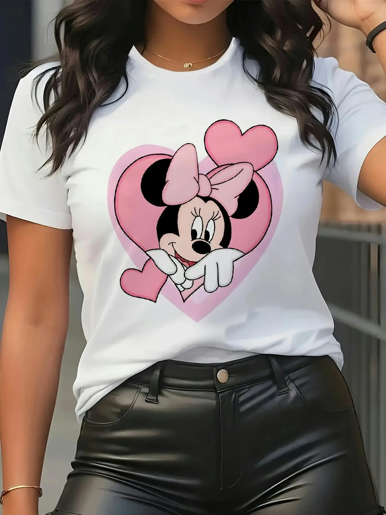 

2025 Disney Pattern Printed Women's Casual Comfortable Unique Smiling Face Black Round Neck Short Sleeve T-shirt