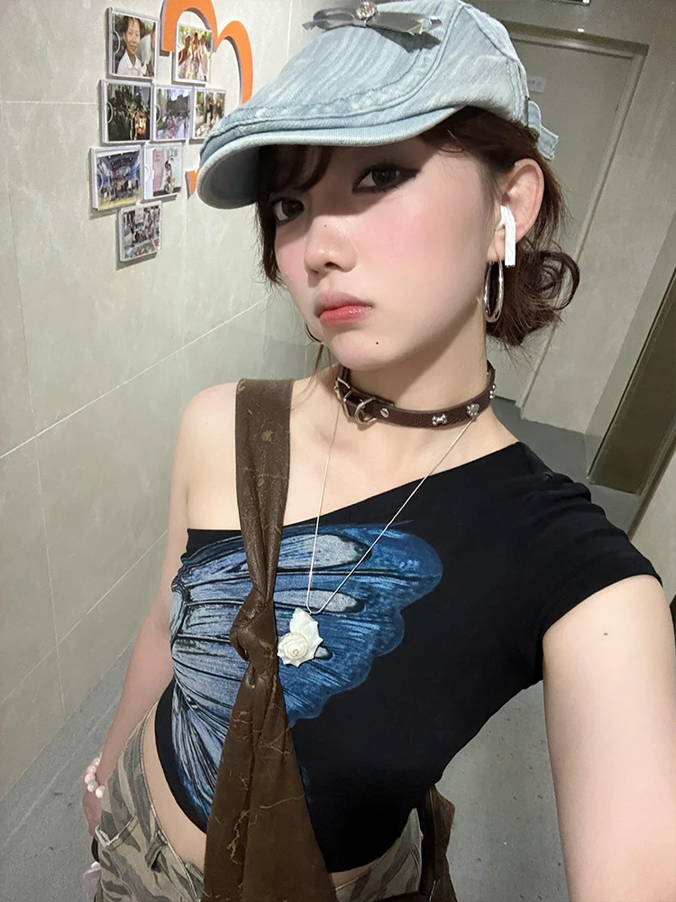 تي شيرت نسائي صيفي بأكمام قصيرة وطباعة فراشات، تصميم أنيق وضيق، مصنوع من مزيج قطني عالي الجودة ومريح