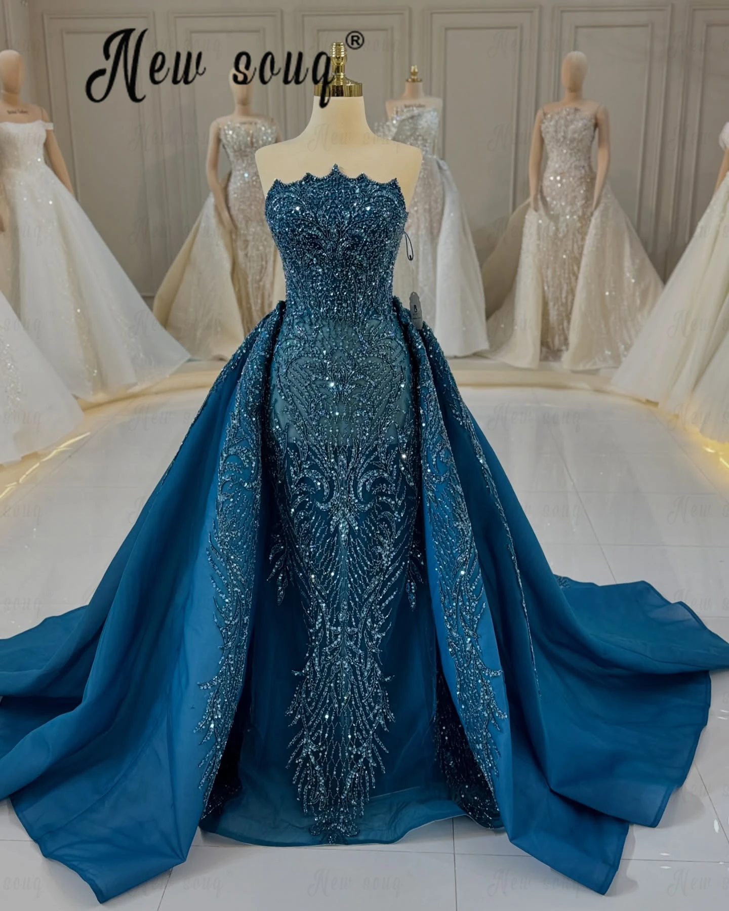 Vestido de fiesta elegante de 2 piezas, azul polvoriento, con sobrefalda desmontable, vestido de fiesta de boda de Dubái, vestido de noche de encaje con cuentas sin tirantes personalizado
