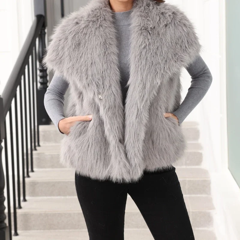 Vest Jackets Women New Autumn 2025 Winter Faux FurSleeveless Turn Down Collar Spliced Streetwear Lady Furry Cardigan Warm Coat