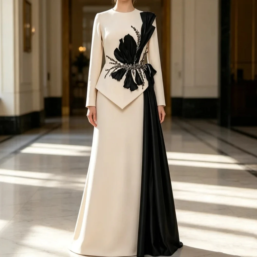 Maßgeschneiderte formelle, hochwertige Jersey-Abendkleider mit handgefertigten Blumen, Strass und Pailletten, A-Linie, U-Ausschnitt, bodenlang, Retro-Stil