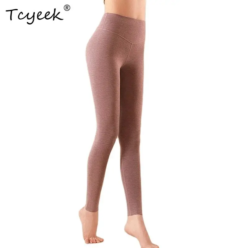 Tcyeek 1.9% Cashmere German Velvet Autumn Pants Women Warm Tight Fitting Winter Plush High Waistline Leggings Pants B3N771QC