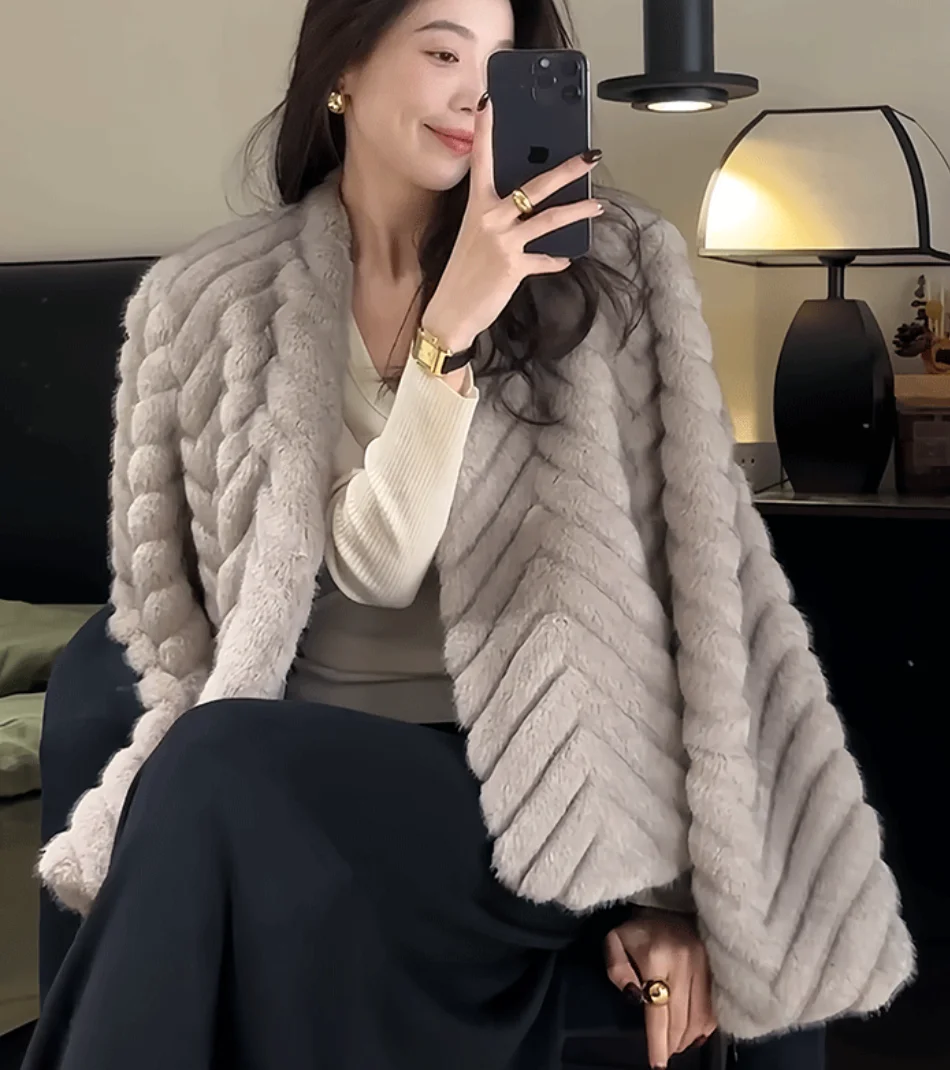 Elegant V Neck Herringbone Short Faux Mink Fur Jacket Women Long Sleeve Plush Jackets Woman Autumn Winter Fluffy Warm Outerwear