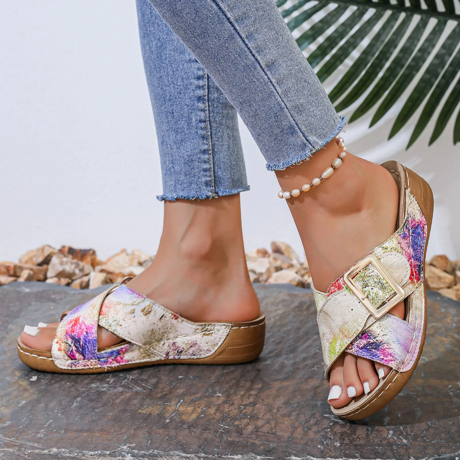 Ladies Summer Casual Colorblocking Flower Slope Heel Thick Bottom Beach Large Size Sandal Slippers for Women 2025 New