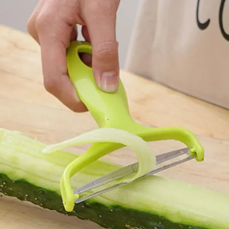 

A Household Cabbage and Potato Grater Package Large Shredded Vegetables Round Lettuce Shreds Peeling and Scraping Tools