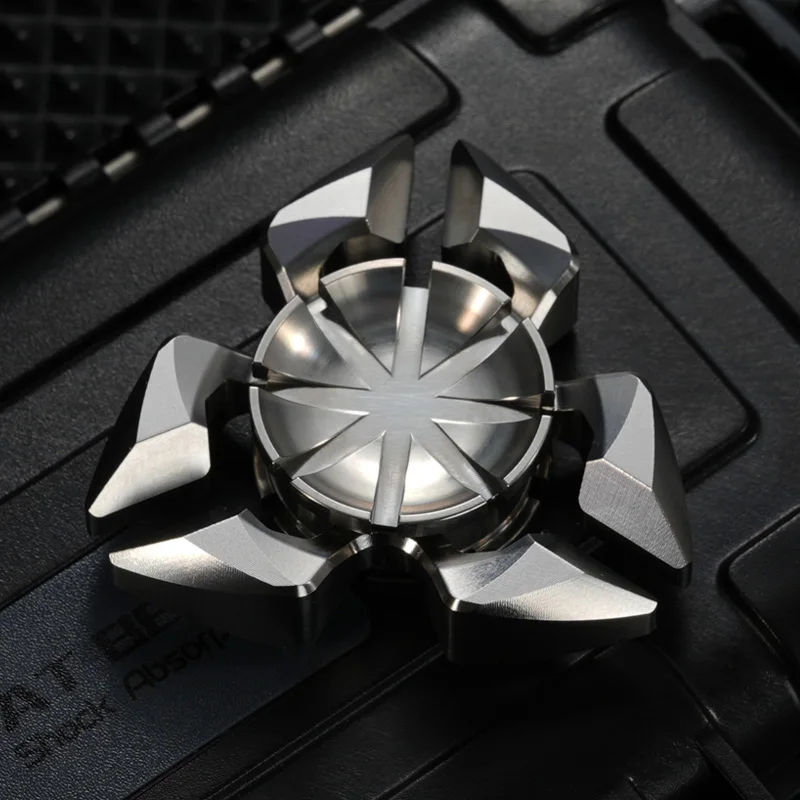 Futurista estilo Punk EDC Fidget Spinner de acero inoxidable, juguete fresco, herramienta de concentración de TDAH, juguetes para aliviar el estrés de escritorio