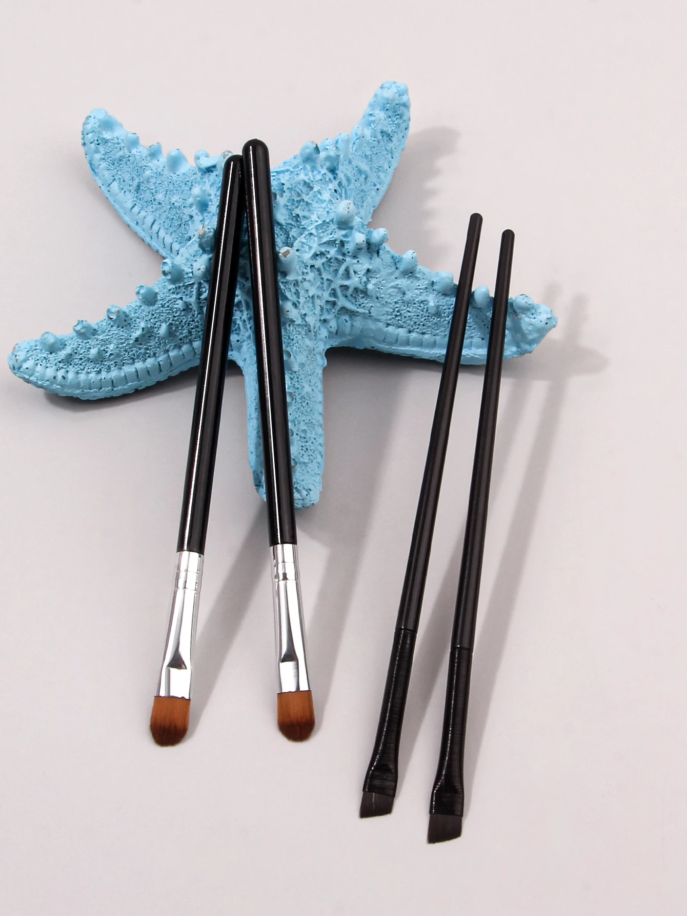 4PCS Black Long Handle Eye Detail Brush Set,For Eyeshadow Blending, Concealer, Wild Brow & Gel Eyeliner