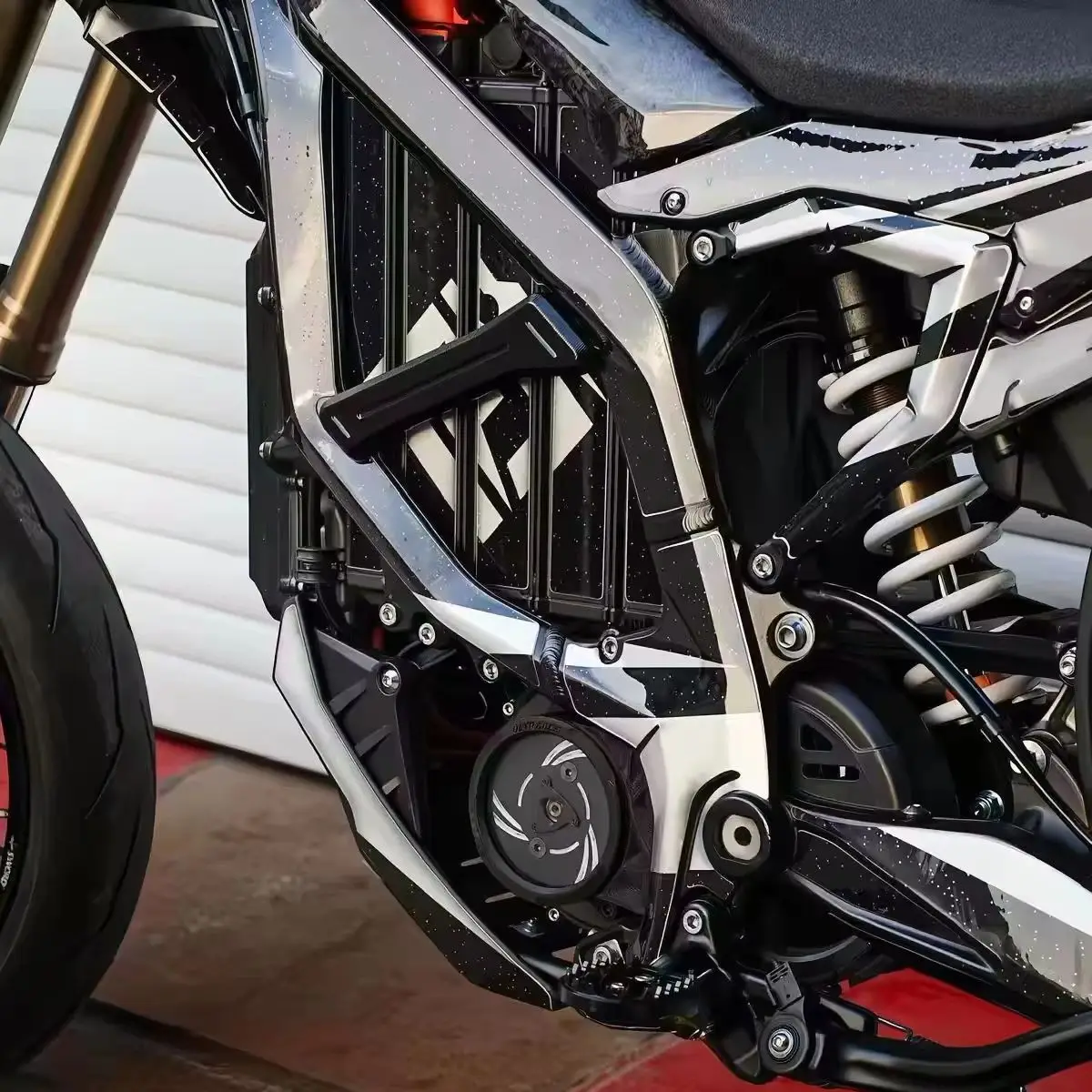 Motor Protector Dry Clutch Cover No Drill Easy Install for Surron Light Bee Extreme Bee Sur Ron Electric Dirt Bike Parts