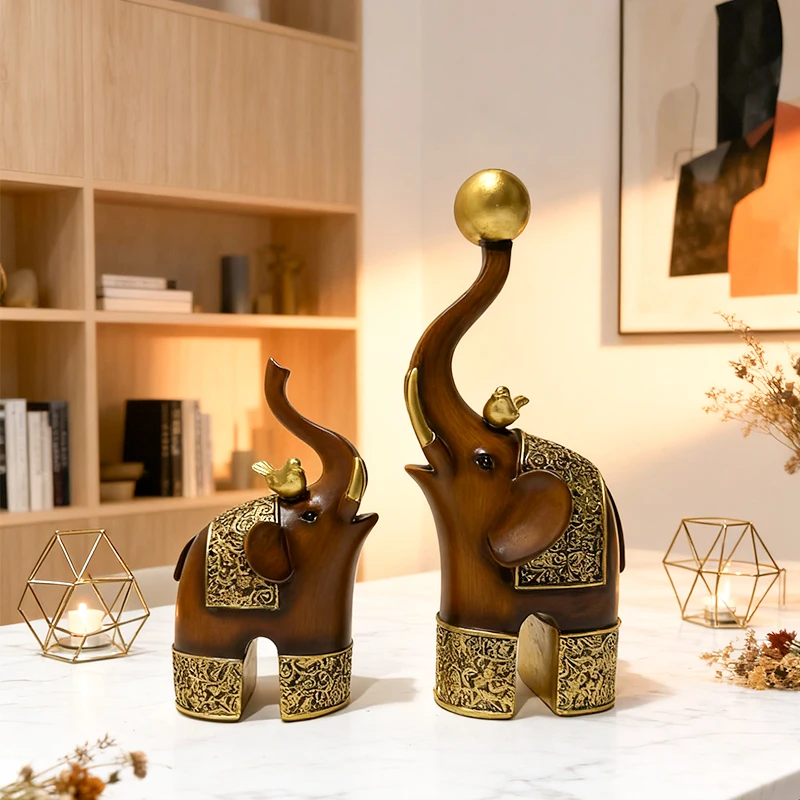Imitation Wood Grain Animal Sculpture Creative Resin Craft Ornament for Bedroom, Living Room, Study, Entryway Desktop Decoration