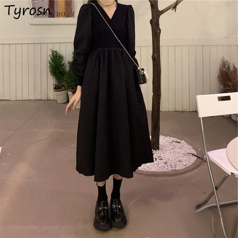 

Vintage Black Dresses Women V-neck M-4XL Puff Sleeve Dress French Style Temperament Streetwear Aesthetic Fashion Simple Sweet