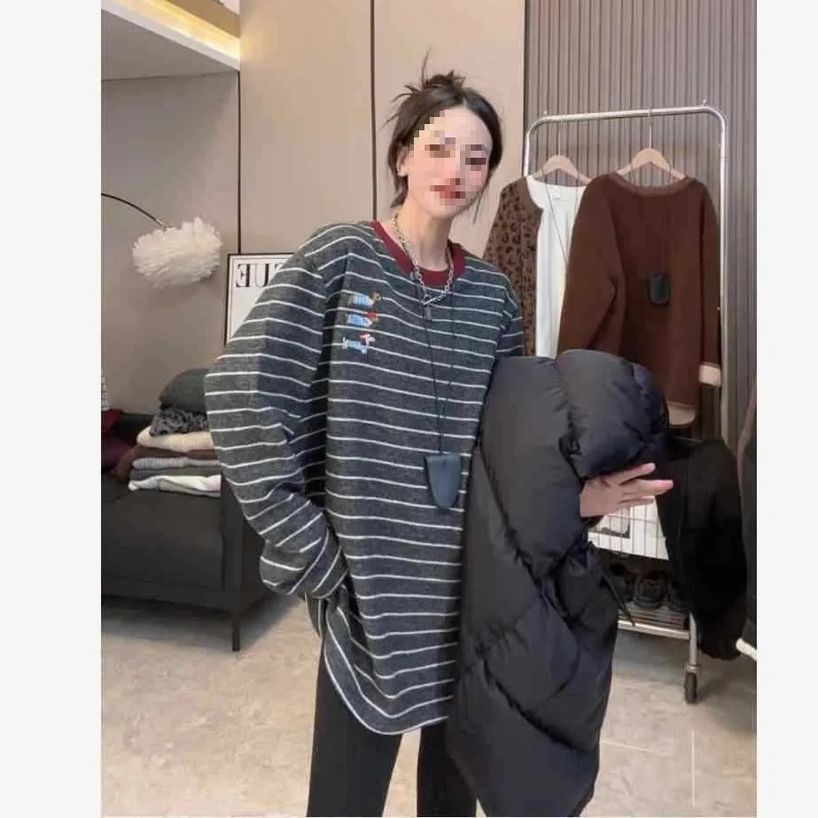 

Женский топ, свободная утягивающая модная базовая рубашка, осень-зима, новый стиль, большие размеры, двусторонняя бархатная колбаса, собака, с длинным рукавом