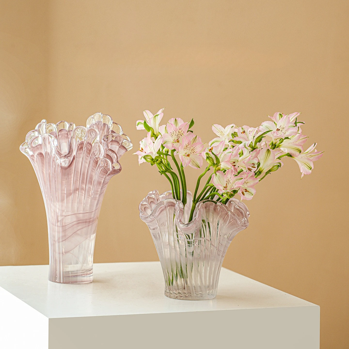 Pink Glass Vase Petals Flowerpot Translucent Gradient Terrarium Floral Decoration Accessories Vases Home Decoration Accessories