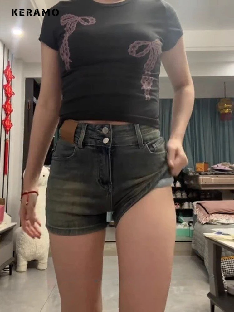 

Y2K High Waist Casual Sexy Slim Fit Street Vintage Style Shorts Women's Gyaru Hotsweet 2000S Solid Sheath Cyber Denim Shorts