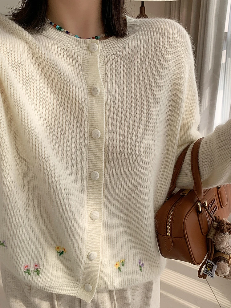 

Вязаный кардиган с ручной вышивкой цветов, свободный крой, с цветочным узором, женский модный свитер