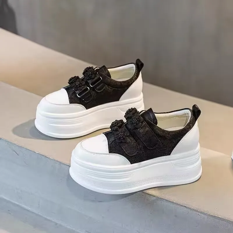 Flowers Woman Platf… - image