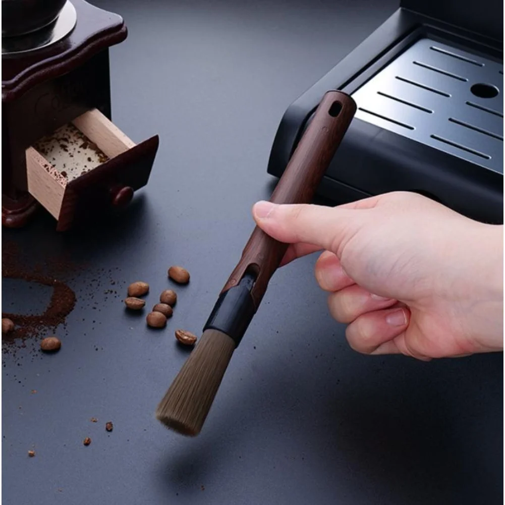 4 brosses à café flexibles et pliables avec manche pour machines à expresso, pour un nettoyage facile des résidus.