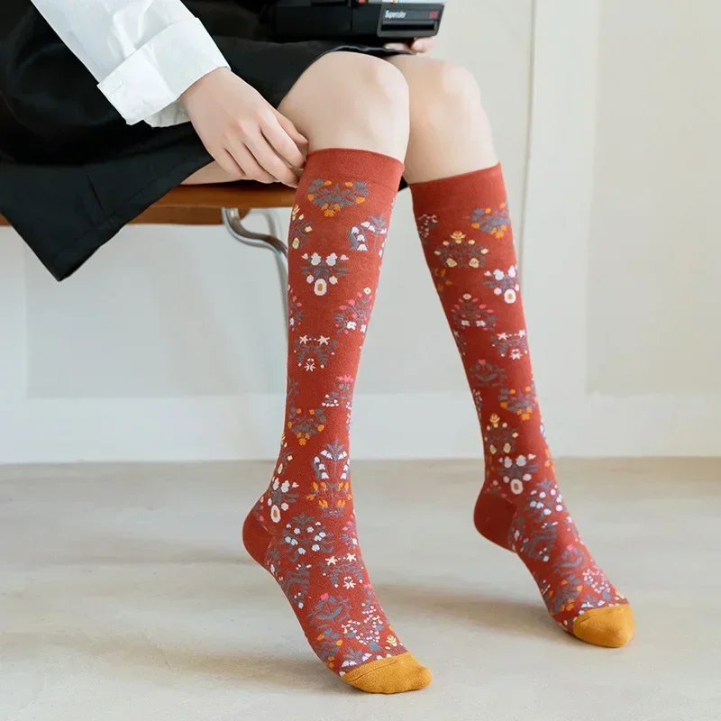 Socks Women\'s High Tube Calf Knee-length Socks Retro Illustration Art Abstract Street Autumn and Winter Cotton Socks High Sock