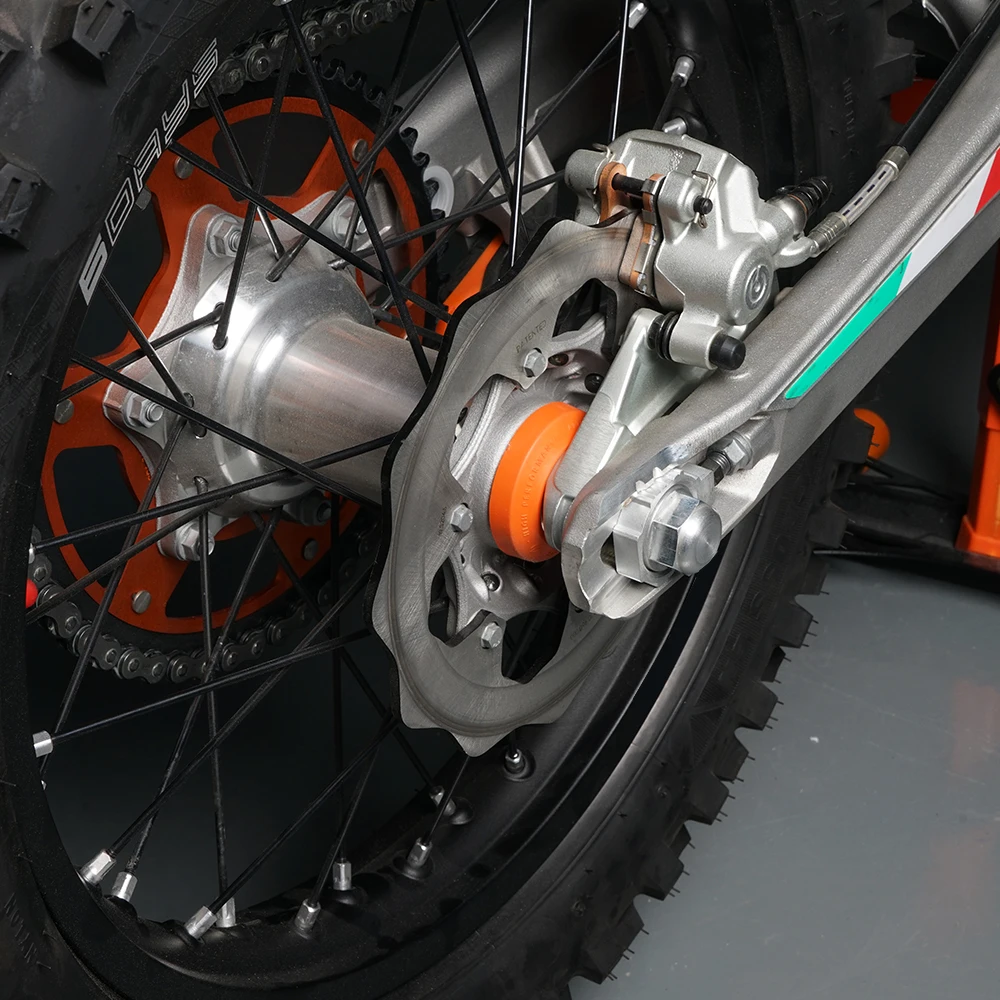 NICECNC para KTM EXC 300 EXC-F 350 SX 125 SX-F 450 XC-W XC XCF 2016-2023 Husqvarna GasGas tapa de protección de cojinete de rueda delantera trasera