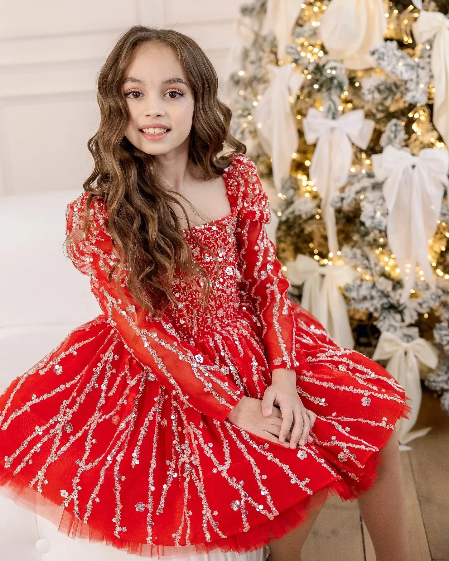 فستان فتاة الزهور مزين بالترتر اللامع للأطفال الصغار باللون الأحمر فستان عيد الميلاد بأكمام طويلة لحفلات الزفاف القصيرة للأطفال #1