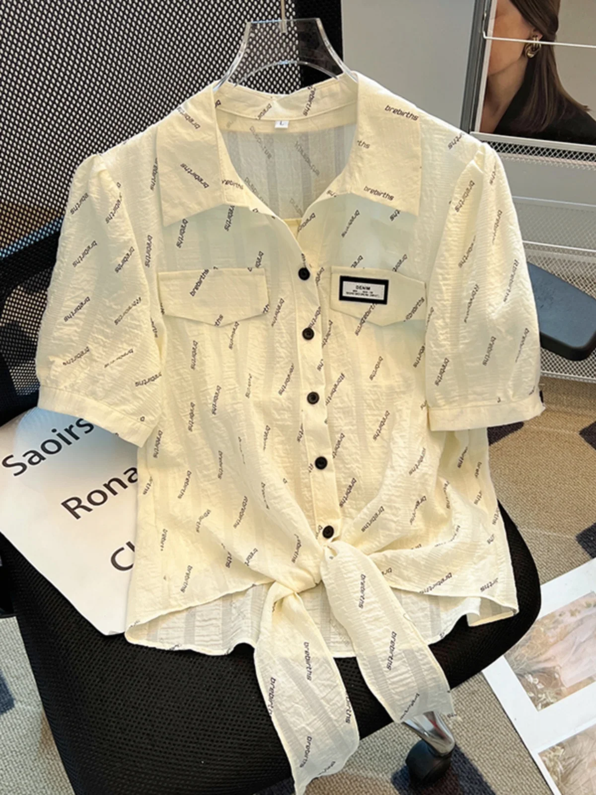 

Женская шифоновая блузка свободного кроя, летняя новинка, с воротником-бантом, тонкий топ, модный повседневный стиль, короткий рукав