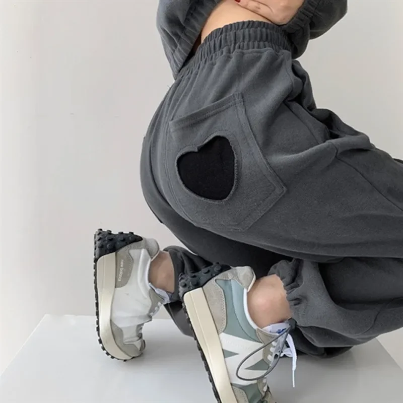 

Fashion Pants Heart Pocket Sweatpants Women 2023 Gray Baggy Female Sports Balck Trousers Jogger Streetwear