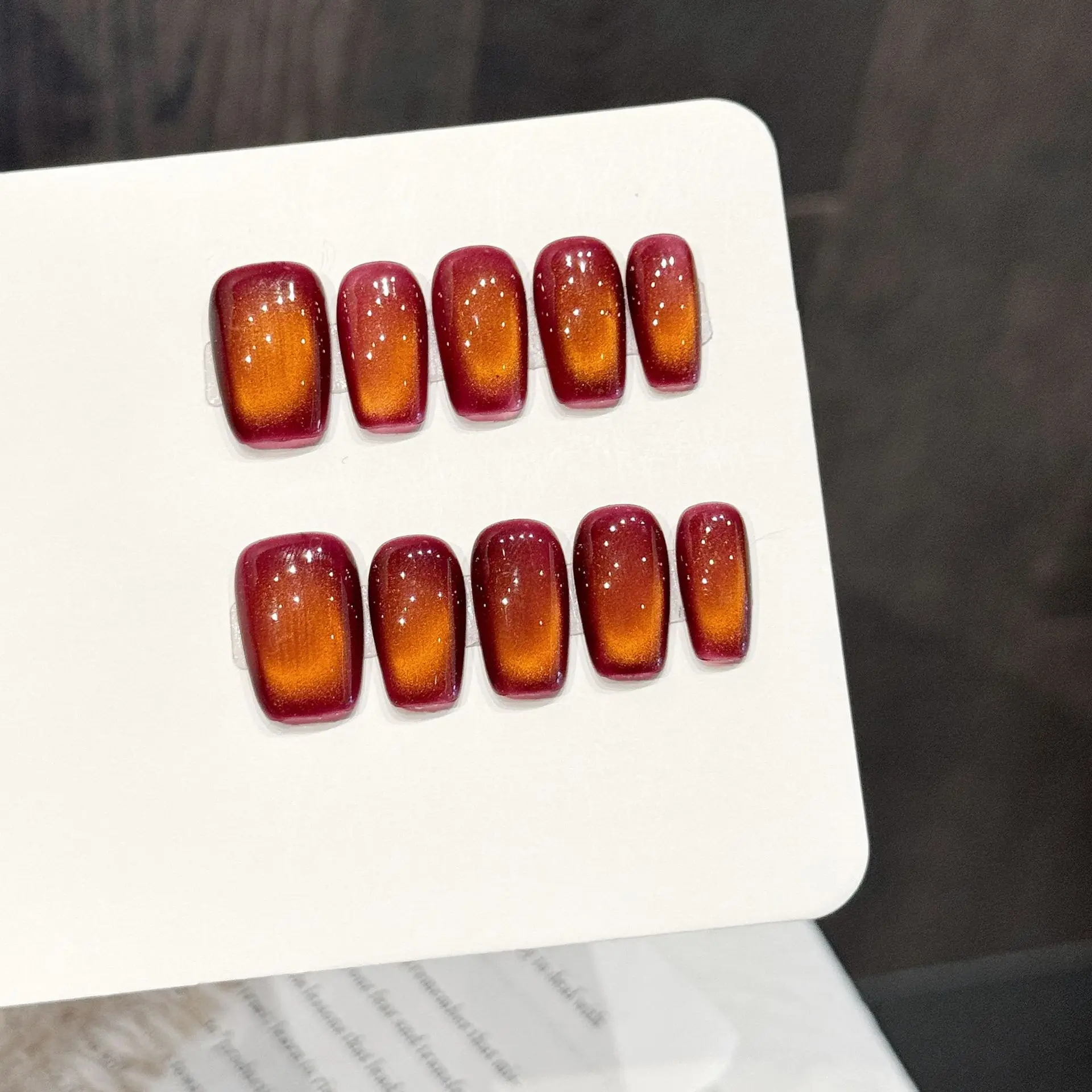 10개입 레드 오렌지 그라데이션 숏 래더 프레스온 네일 수제 인조 손톱 (4종 도구, 접착 네일 글루 탭 포함)