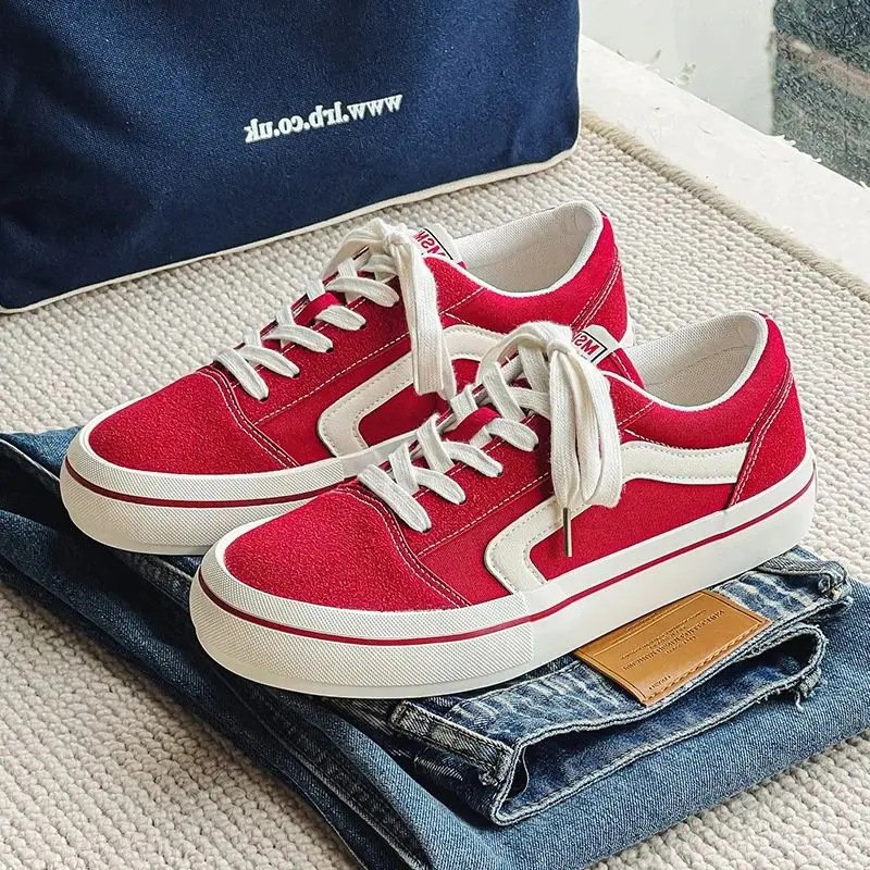 Hot Sale Classic Red Men Canvas Shoes Fashion Lace-up Mens Canvas Sneakers Hip Hop Skateboard Casual Shoes Men Vulcanized Shoes