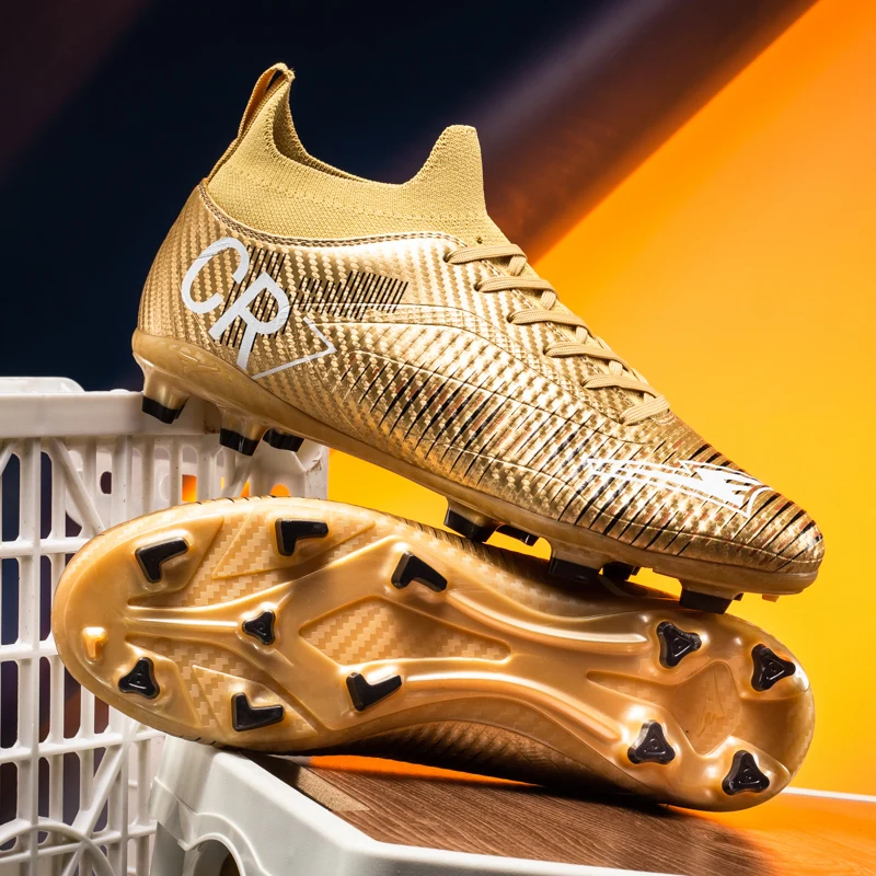 

2026 New Low Top Student Football Shoes with Long And Broken Pins for Training And Matches Professional CR7 Youth Sports Shoes