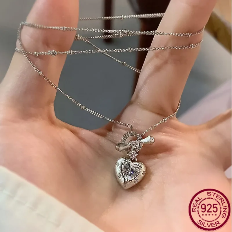 

Новые ювелирные изделия S925, серебряное легкое роскошное ожерелье с подвеской в виде сердца, высококачественное ощущение, изысканное и универсальное для свадебных женщин